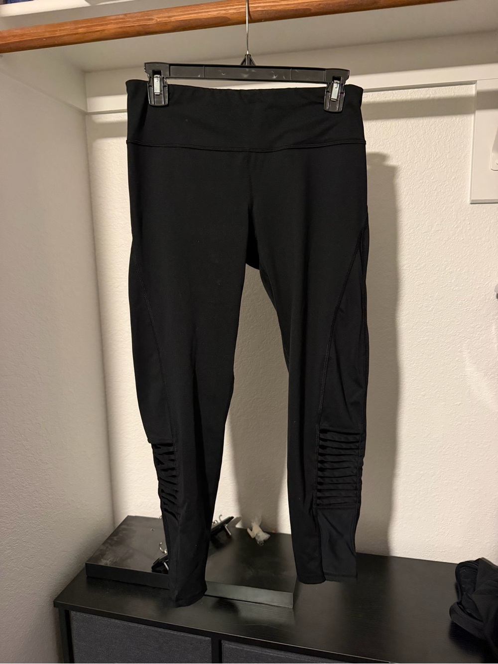 Champion Black Ruched Ankle Leggings